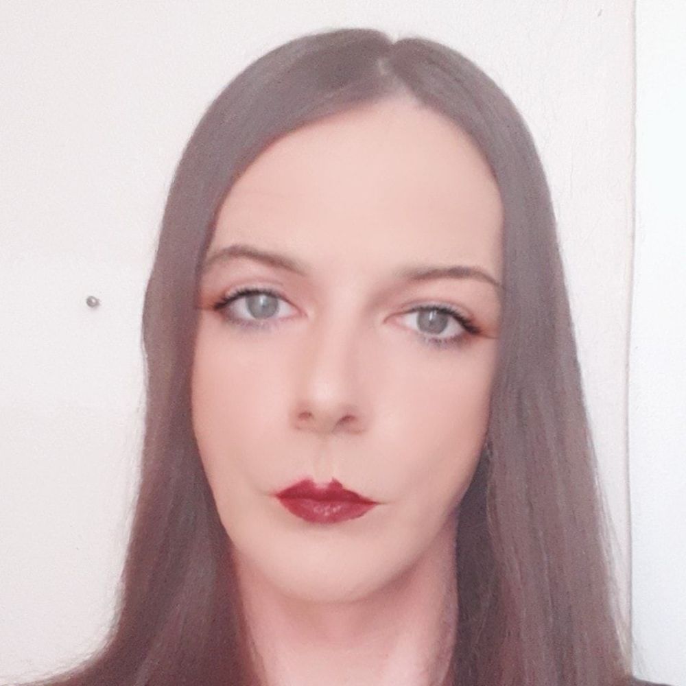 Meet your Posher, Emerald